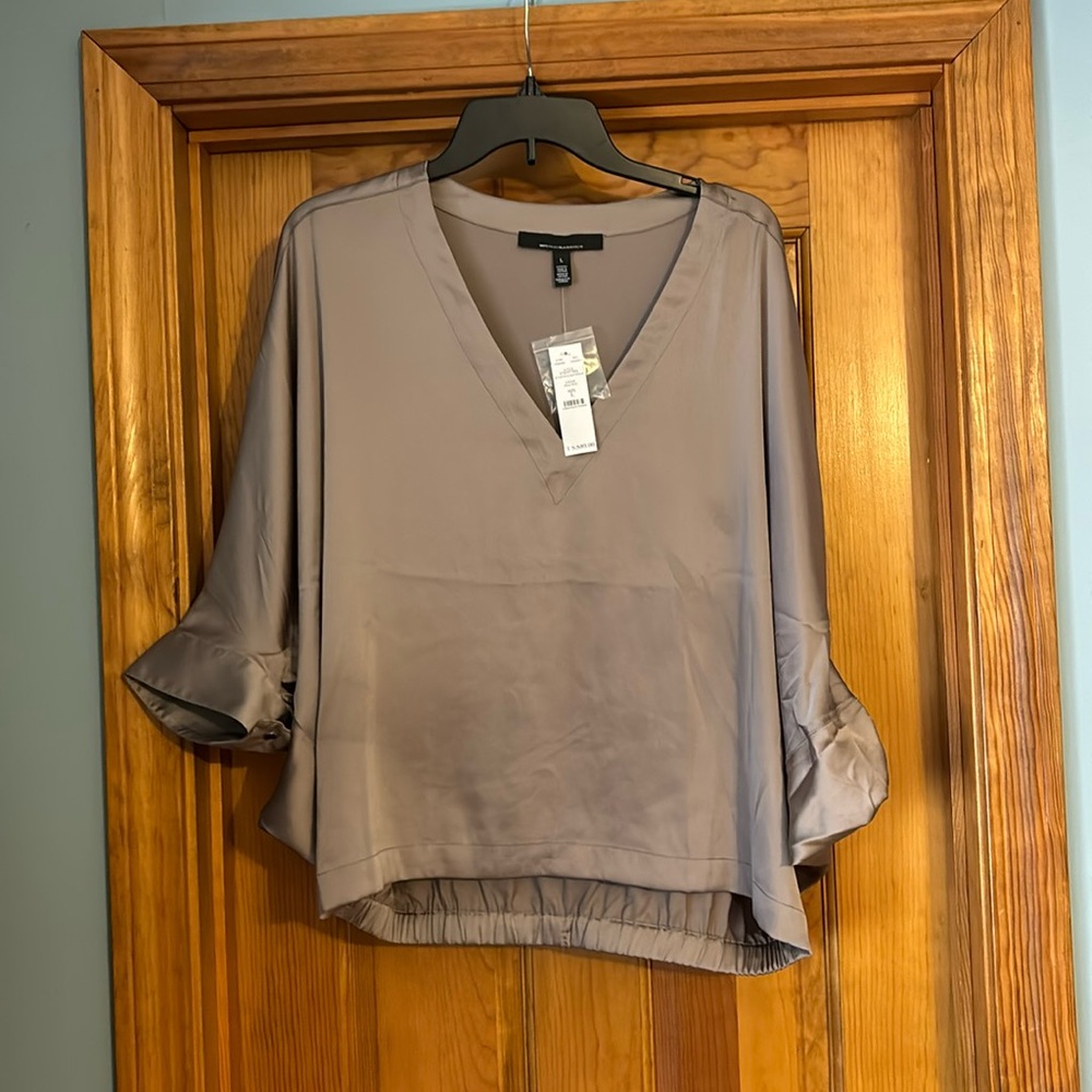 White House Black Market gold top